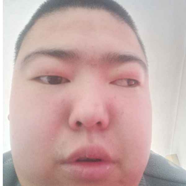 内蒙古22岁单身帅哥真诚找对象-自贡征婚相亲网