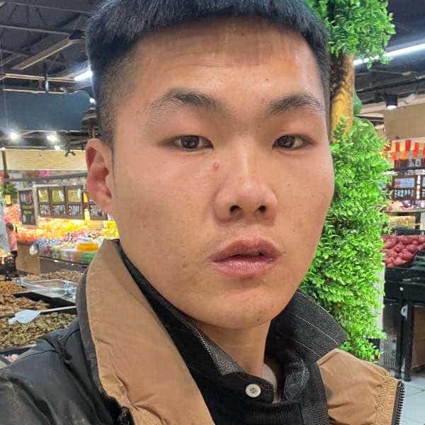 河南27岁单身帅哥真诚找对象-自贡征婚相亲网