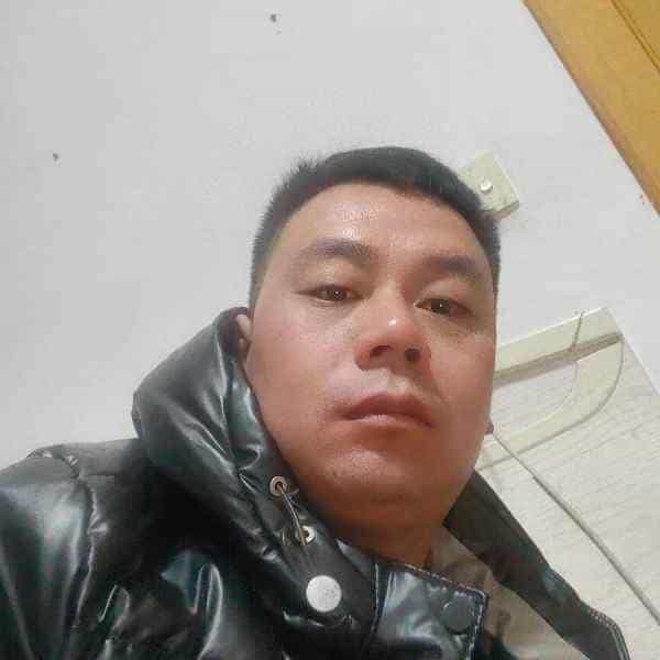 河北34岁单身帅哥真诚找对象-自贡征婚相亲网