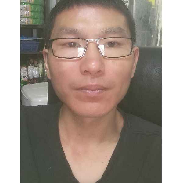 浙江35岁单身帅哥真诚找对象-自贡征婚相亲网