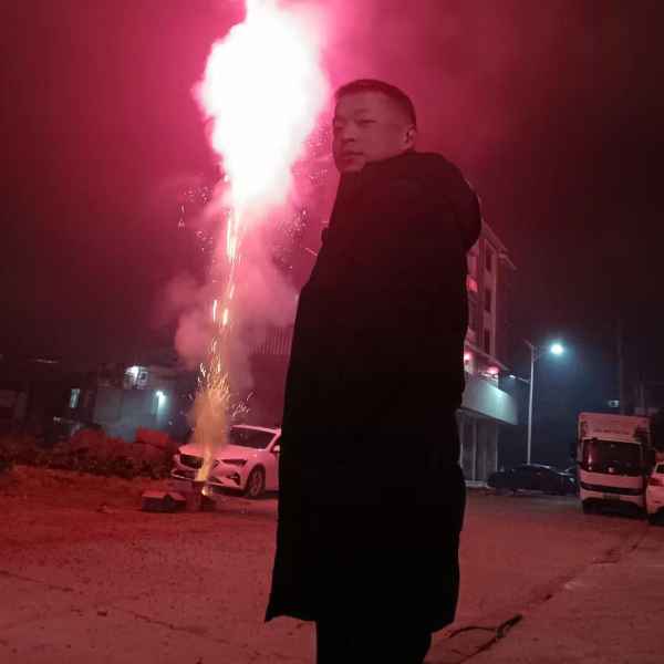 四川37岁单身帅哥真诚找对象-自贡征婚相亲网