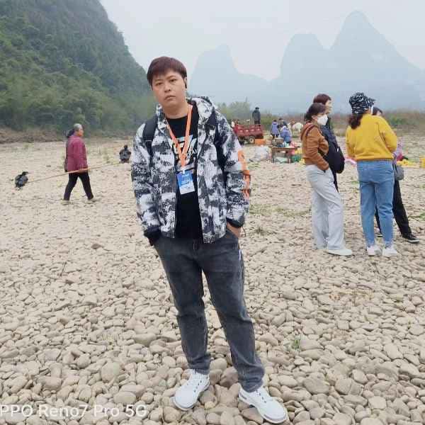 浙江34岁单身帅哥真诚找对象-自贡征婚相亲网