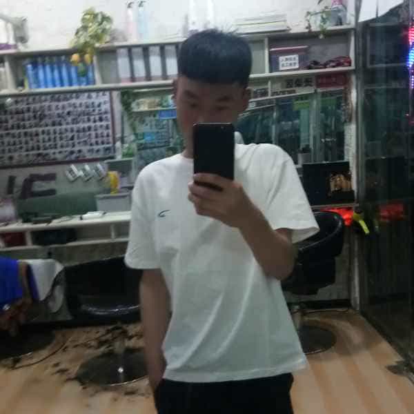 河南23岁单身帅哥真诚找对象-自贡征婚相亲网