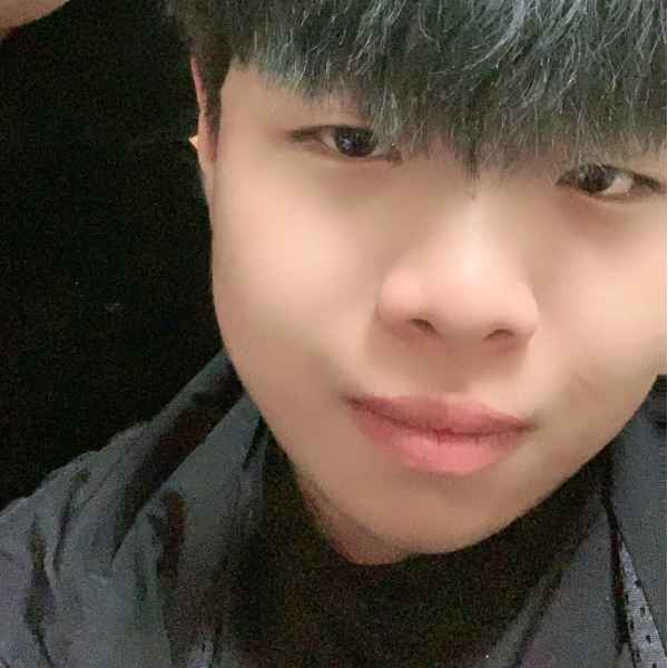 山西24岁单身帅哥真诚找对象-自贡征婚相亲网