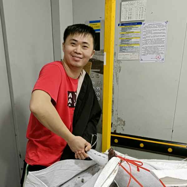 福建30岁单身帅哥真诚找对象-自贡征婚相亲网