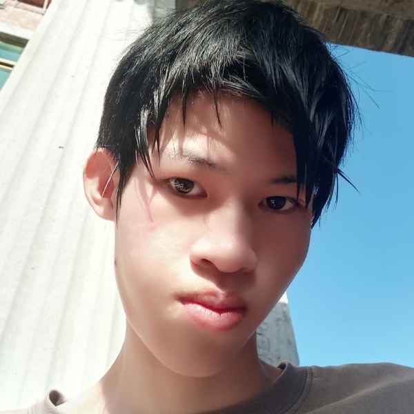 海南21岁单身帅哥真诚找对象-自贡征婚相亲网