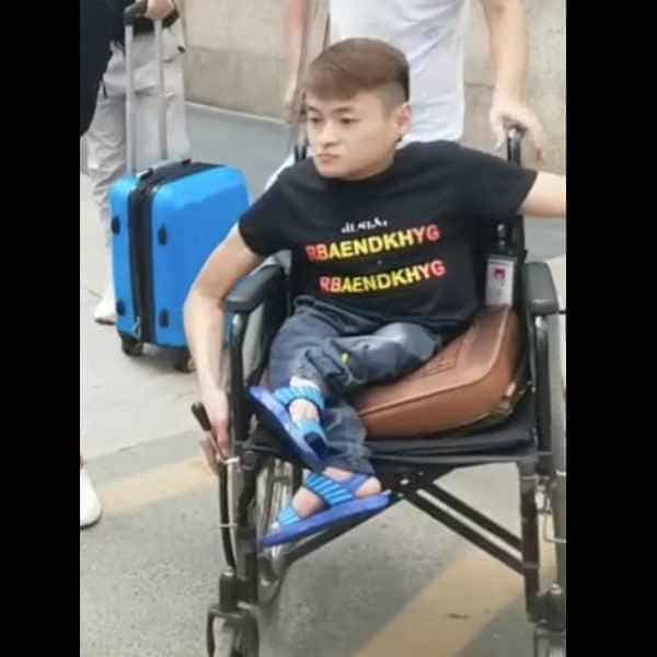 广西30岁单身帅哥真诚找对象-自贡征婚相亲网
