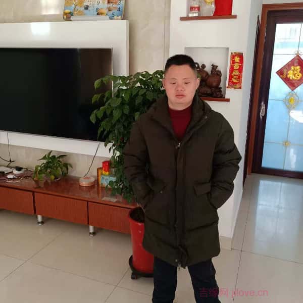 江苏28岁单身帅哥真诚找对象-自贡征婚相亲网