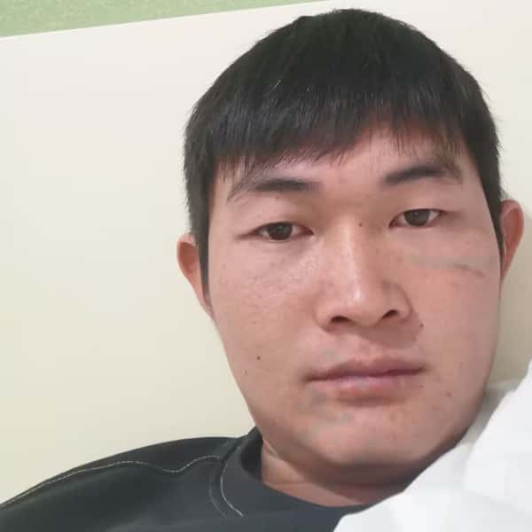 四川25岁单身帅哥真诚找对象-自贡征婚相亲网