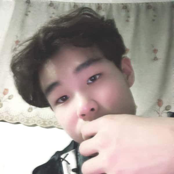 山东21岁单身帅哥真诚找对象-自贡征婚相亲网