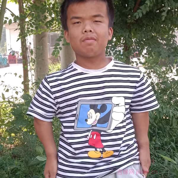 江苏21岁单身帅哥真诚找对象-自贡征婚相亲网