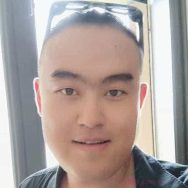 江苏29岁单身帅哥真诚找对象-自贡征婚相亲网