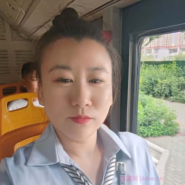 新疆34岁单身美女真诚找对象-自贡征婚相亲网