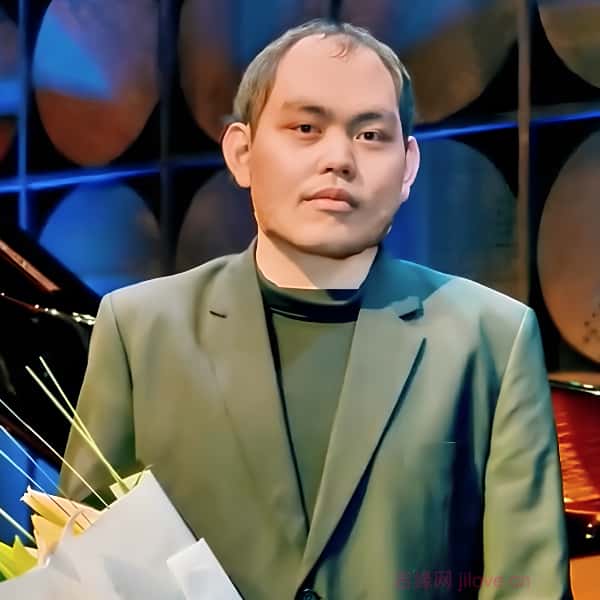 香港27岁单身帅哥真诚找对象-自贡征婚相亲网