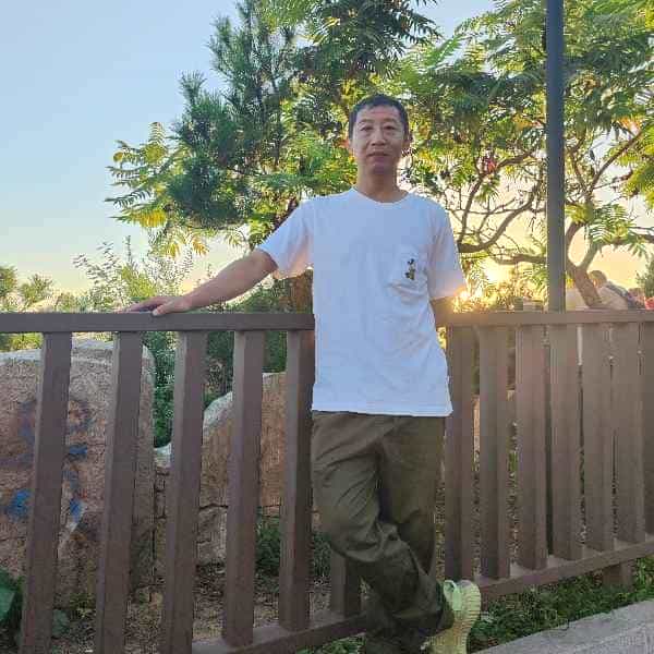 47岁岁辽宁单身帅哥 - 自贡吉缘网