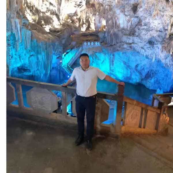 35岁岁云南单身帅哥 - 自贡吉缘网